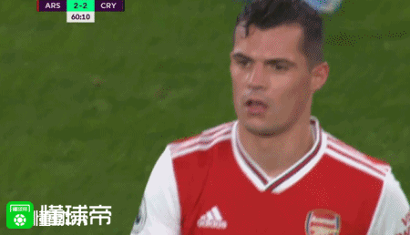 gif:扎卡下场瞬间
