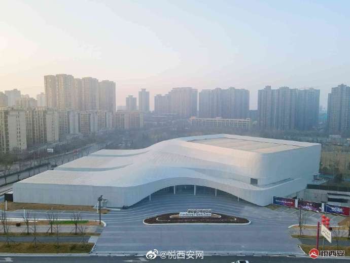 悦西安网:we主场曲江电竞中心将启用,外观呈"we"队徽形状