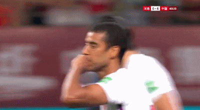 阿兰进球和庆祝gif