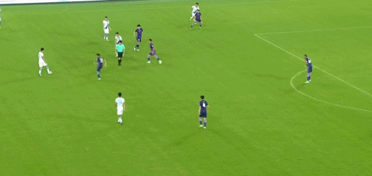 第38分钟,白岳峰疑似受伤被换下,李浩然替补出场.