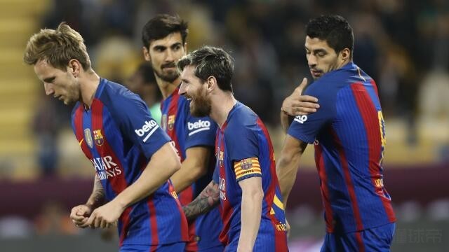 巴萨5-3吉达阿赫利,msn齐破门,帕科首球,奥马尔勺子点球|巴塞罗那