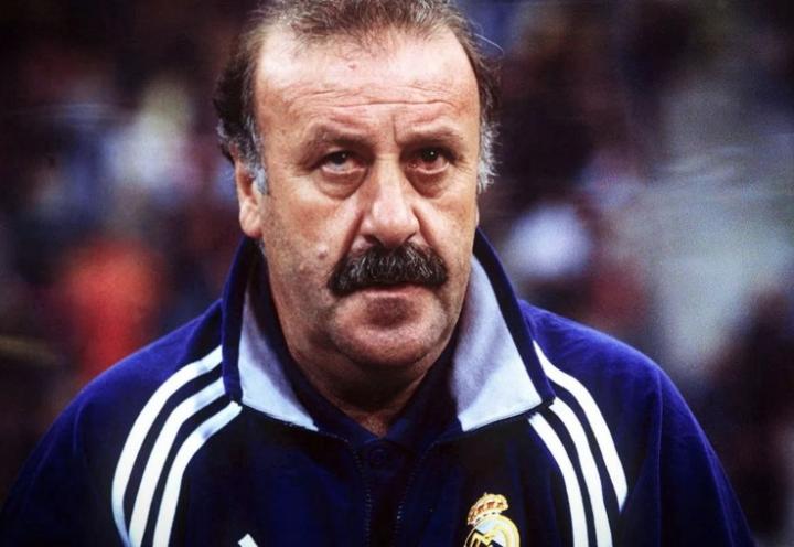 传奇教头:德尔-博斯克出生在萨拉曼卡的一个工人家庭,博斯克从小就有