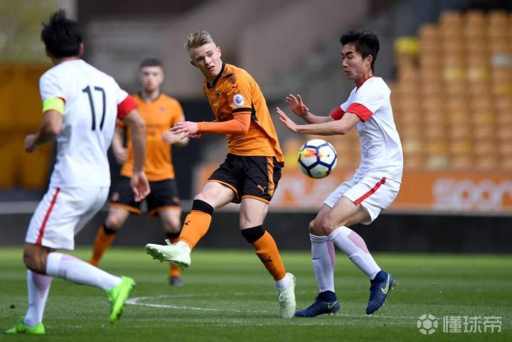 "期望在不久的将来我们狼队阵容中能出现中国球员的身影!