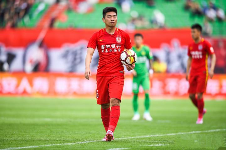 长春亚泰球员蒋哲将成为2018长春国际马拉松领跑者