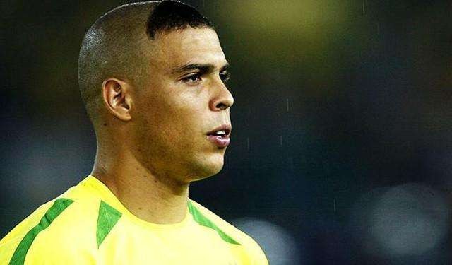 极具东方特色的阿福头,也只有外星人能hold住吧.