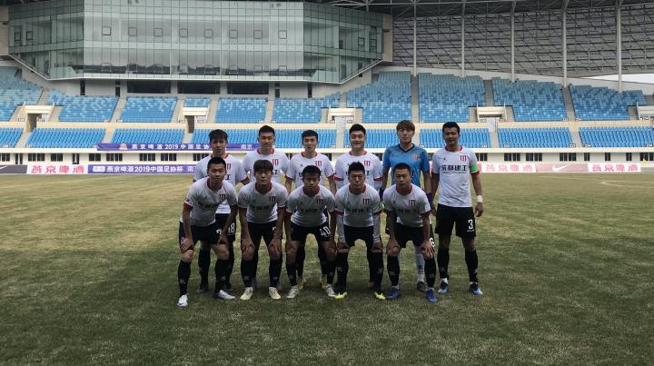 首发:3-何杨(c), 8-程忠,16-黄超,18-程祖浩,27-高久龙,28-邵帅,35-方