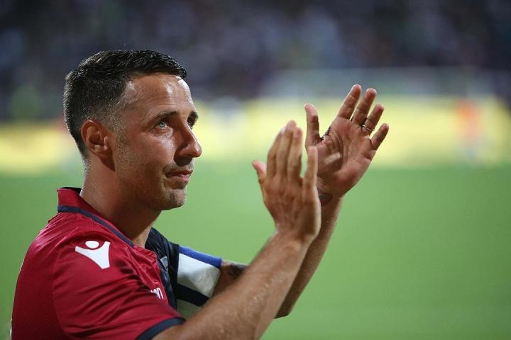 留在卡利亚里,科苏加入教练组