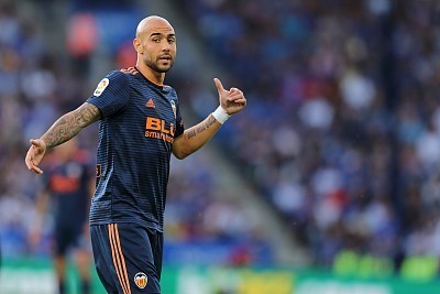 官方:都灵正式租借扎扎