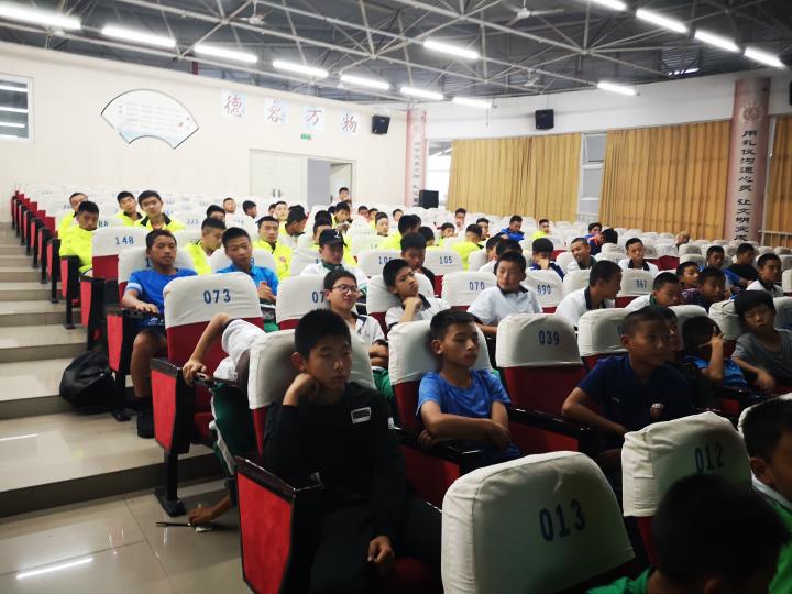 footballpros举办首次比赛经验分享会|懂球帝