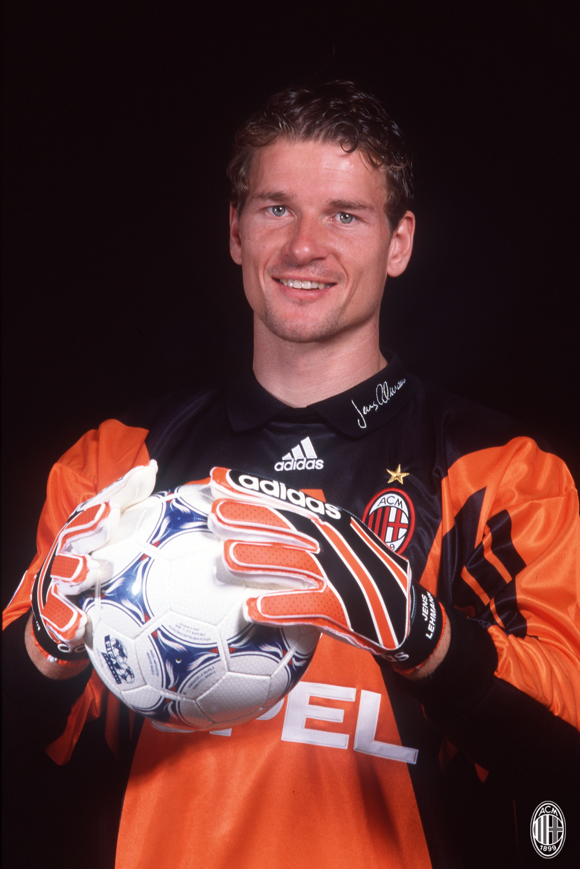 1996/97赛季莱曼随沙尔克04获得了欧联冠军,在决赛中他们击败了国际