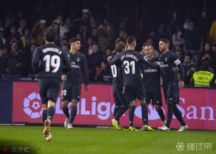 索拉里上任后 皇马四场比赛有10名球员取得过进 球 皇家马德里 塞瓦略斯 阿森西奥 本泽马 托尼 克罗斯 拉莫斯 贝尔 洛佩特吉 卡塞米罗 奥德里奥索拉 克里斯托 冈萨雷斯 圣地亚哥 索拉里 维尼修斯 懂球帝