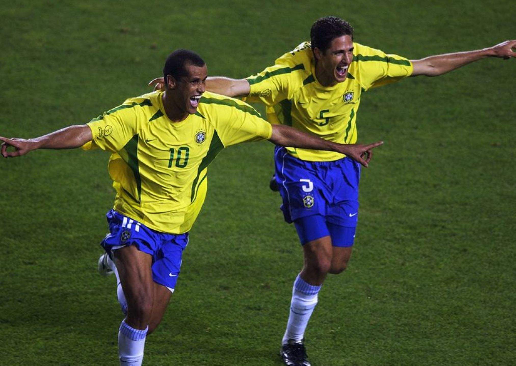 巴西国家队2002主场球迷版球衣