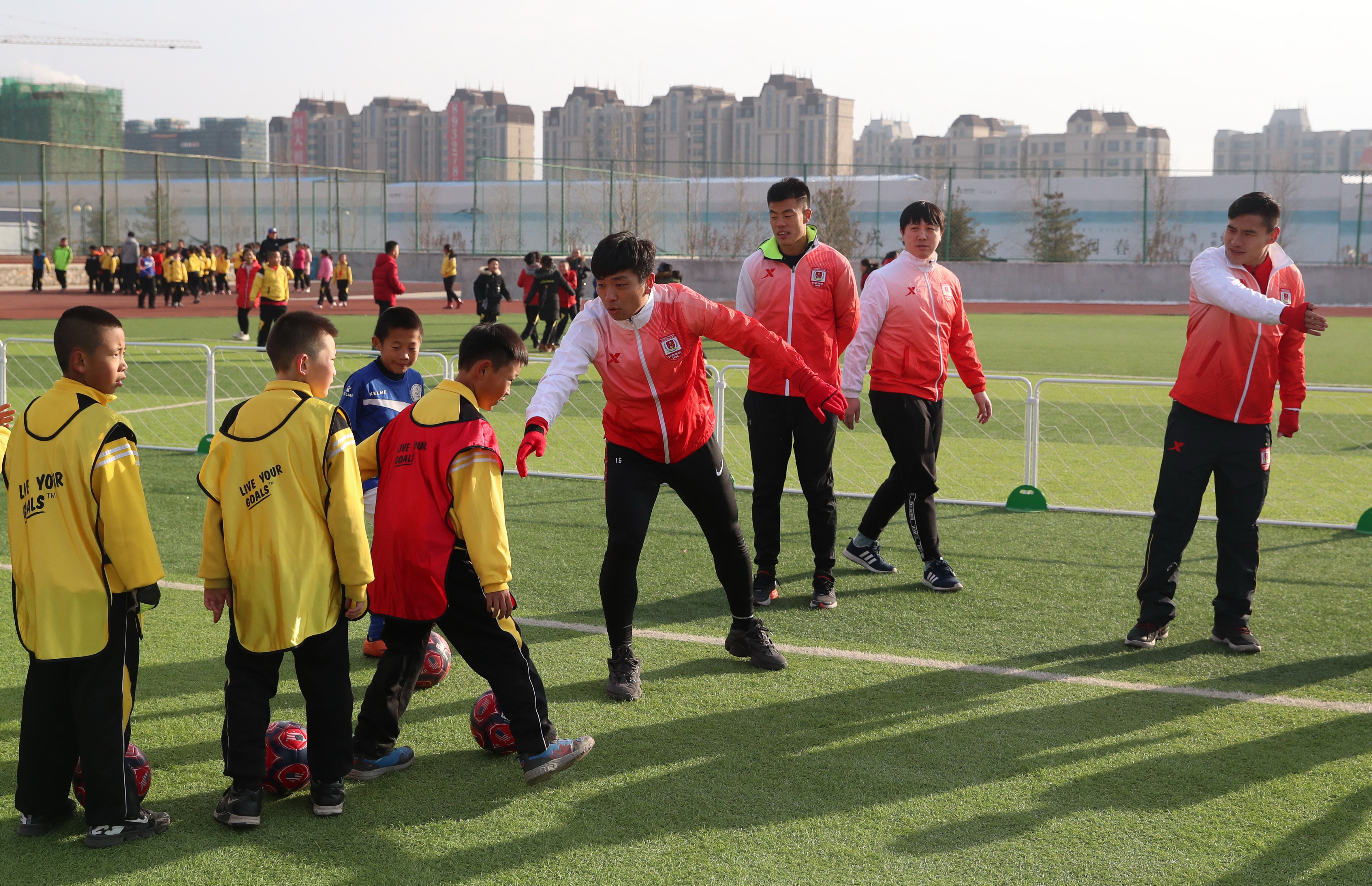 长春新城大街小学图片