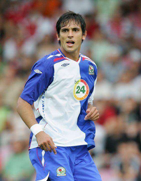 请回答2010,如果那两个字没有颤抖,莱万就去英超|莱万多夫斯基|懂球帝