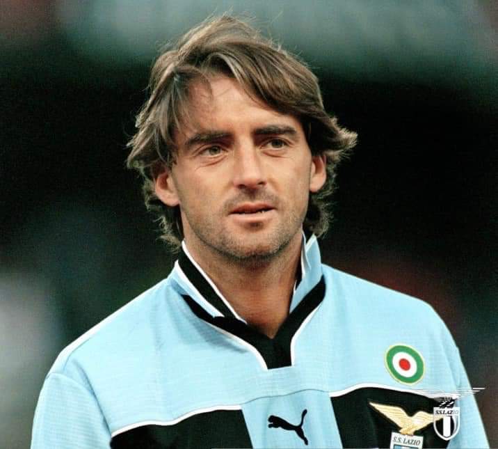 蓝鹰每日图片36曼奇尼生日快乐