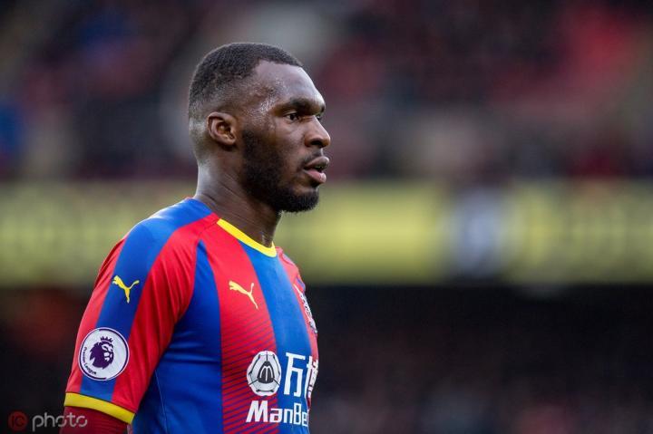 本特克:目前没考虑中国;不想像夜晚的小偷一样逃离英格兰