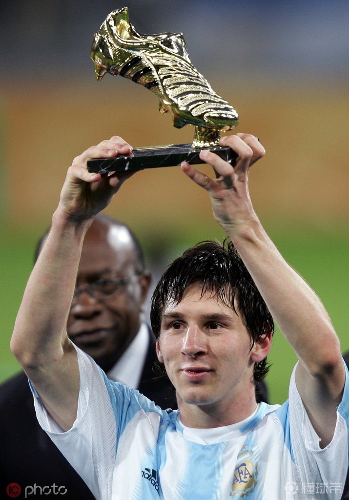 上次在u20世界杯获得金球奖的18岁球员梅西