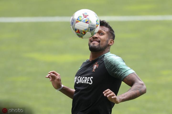 布拉加资讯博主:迭戈-索萨拒绝了深圳,因为他想踢欧洲杯