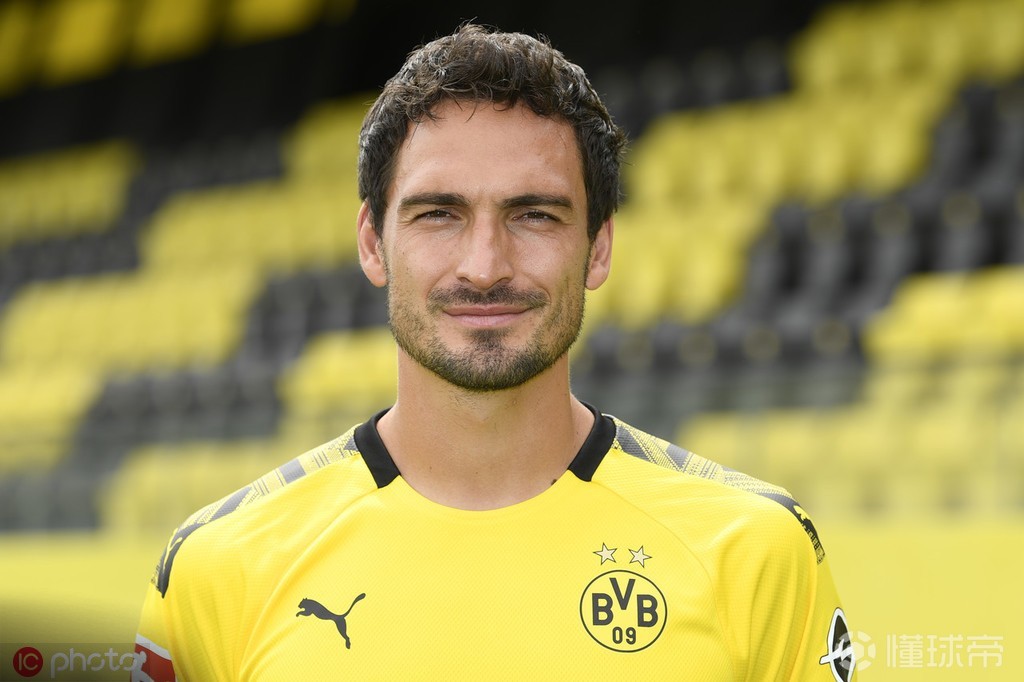 踢球者胡梅尔斯将在德国杯首轮完成回归多特首秀