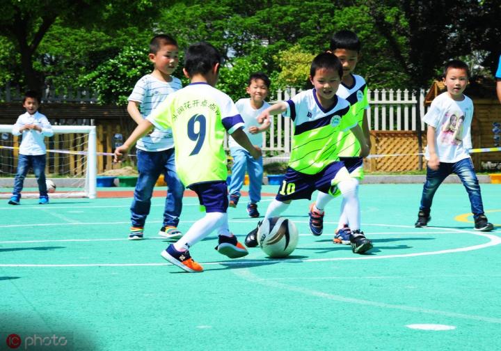 教育部发文 中小学校不得以任何理由挤占体育课 懂球帝