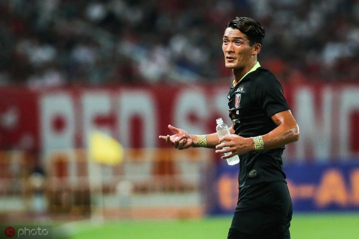 槙野智章:赢得亚冠冠军,自然就能拿亚洲足球先生