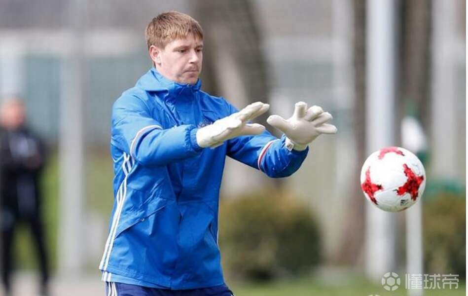 whoscored俄超9月份最佳阵容诺曼马