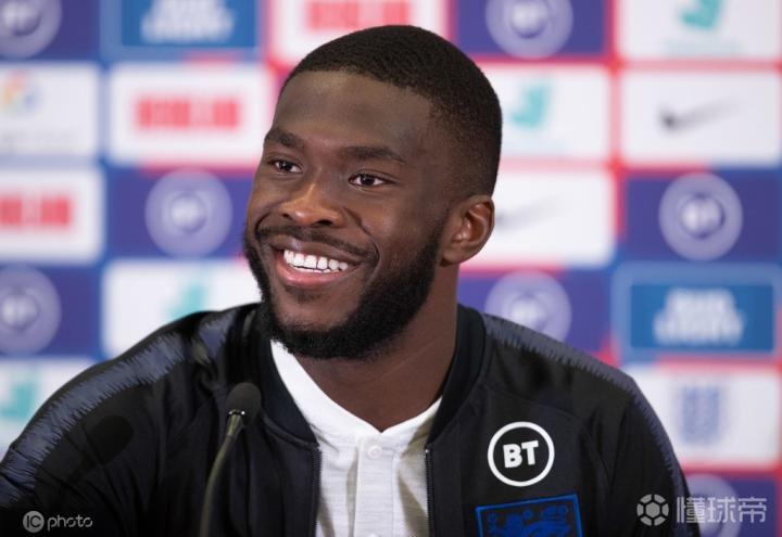 托莫里吐槽自己fifa20里速度比奥多伊慢兰帕德他的确很快