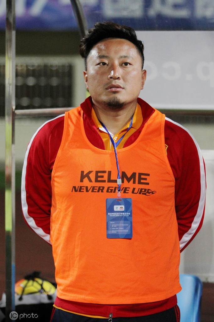 前申花球员王洪亮:每次郜林回上海,都给他搞点小龙虾吃