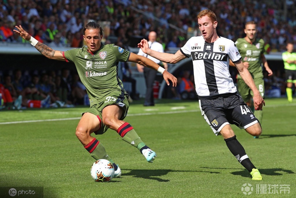 古加(20岁/米内罗竞技)贝拉诺瓦(19岁/波尔多)埃斯特韦斯(17岁/波尔图