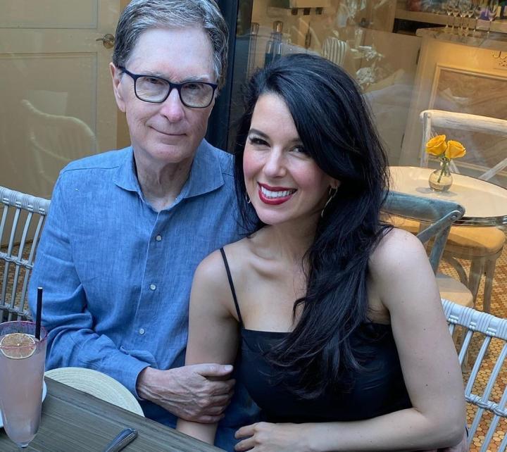 【秦升告别大连:曾无数次幻想身穿大连队球衣结束职业生涯】 北京时间