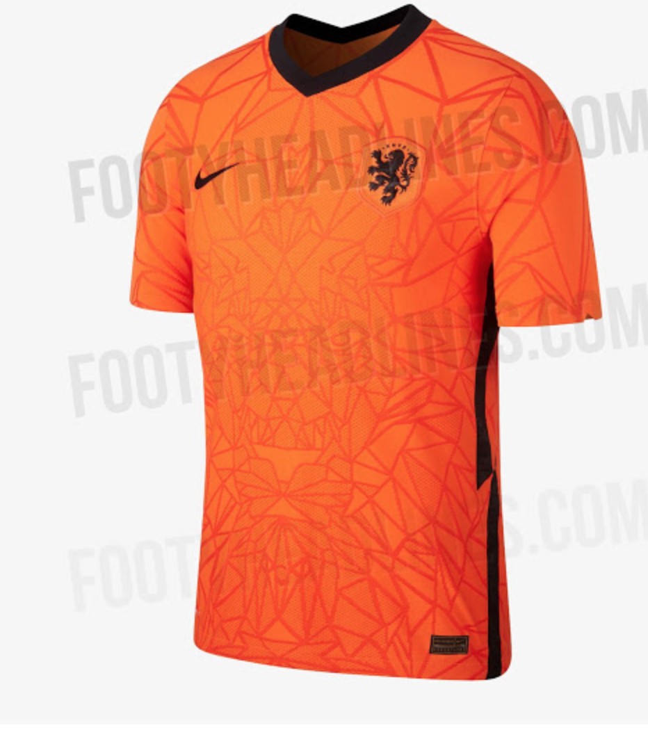 荷兰欧洲杯主客场球衣橙黑配色胸前增加狮子图案