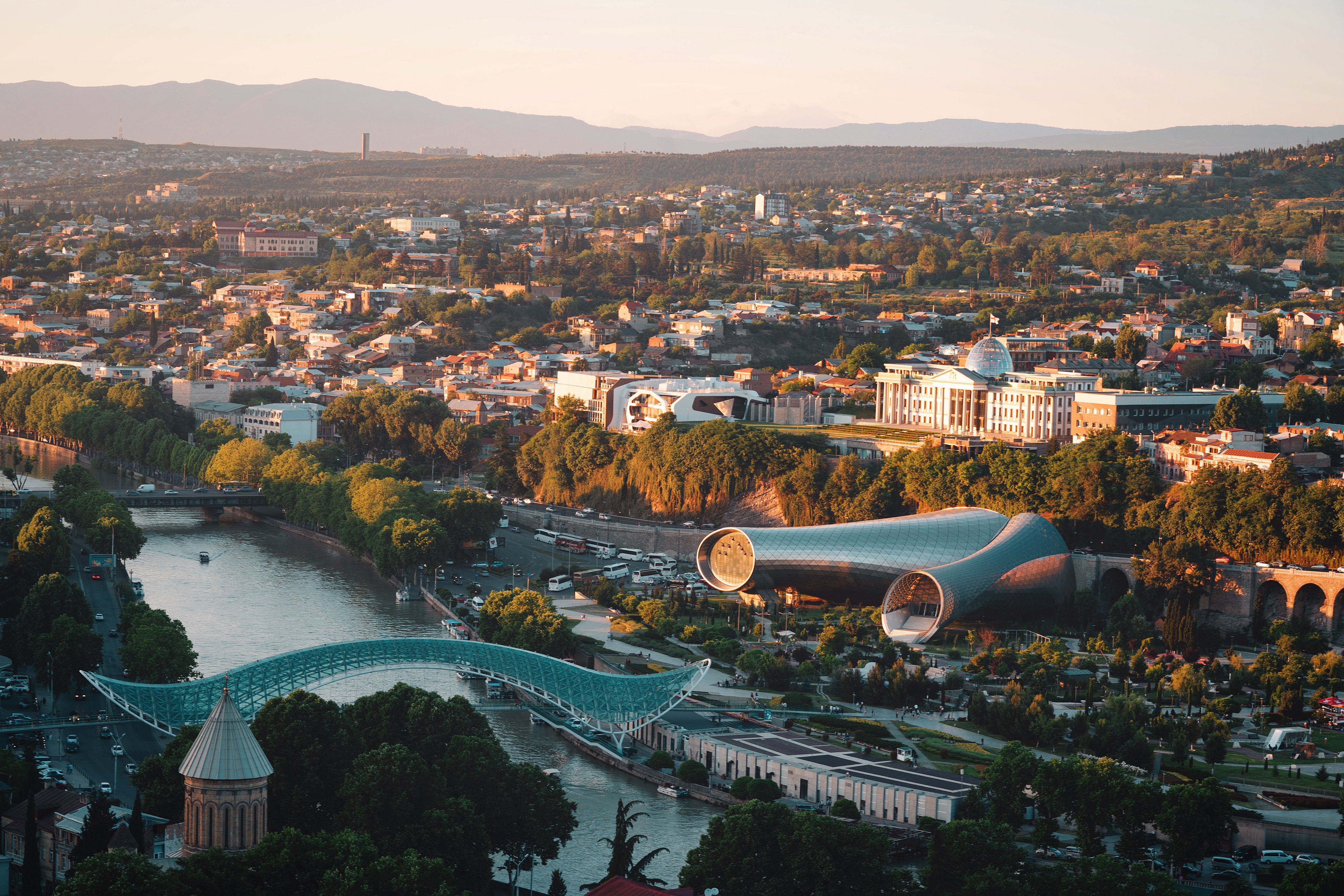 欧洲杯巴库这座冷门举办城市也许是最具潜力最值得一去的