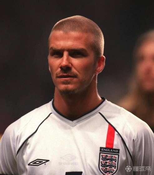 贝克汉姆疫情期间足坛掀起了光头运动如