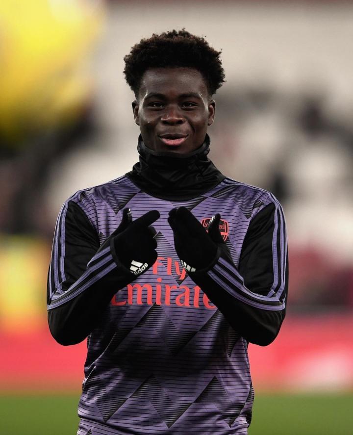 要续约了?阿森纳官方晒萨卡照片:刚刚启程