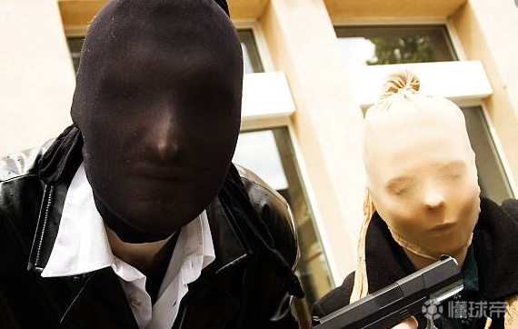 为什么劫匪最喜欢用丝袜做头套