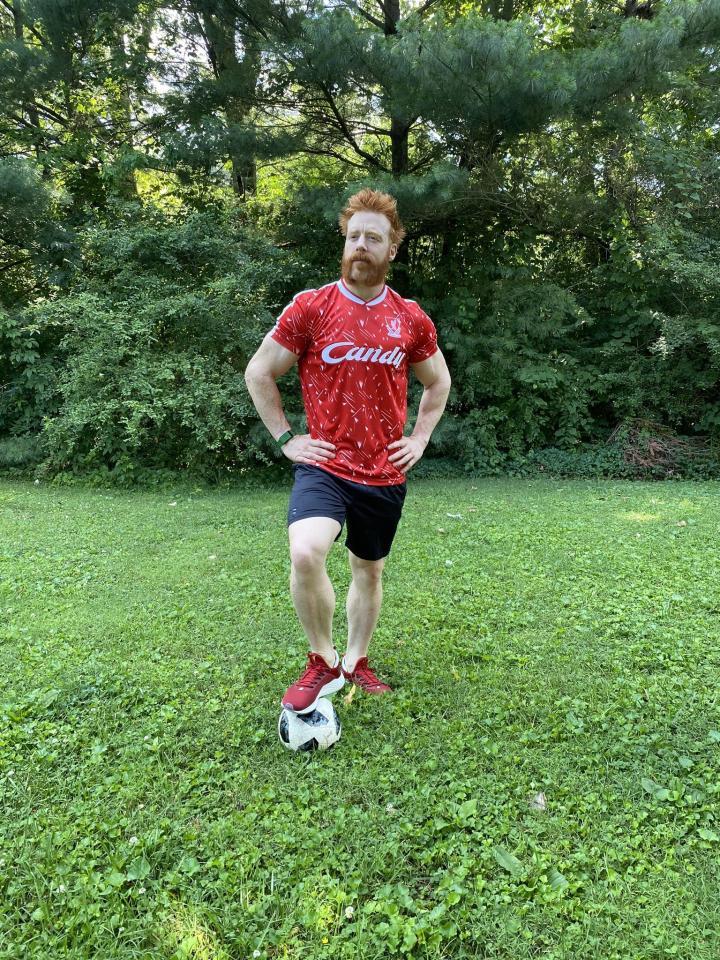 wwe巨星希莫斯经过30年的煎熬利物浦终于赢得了联赛冠军