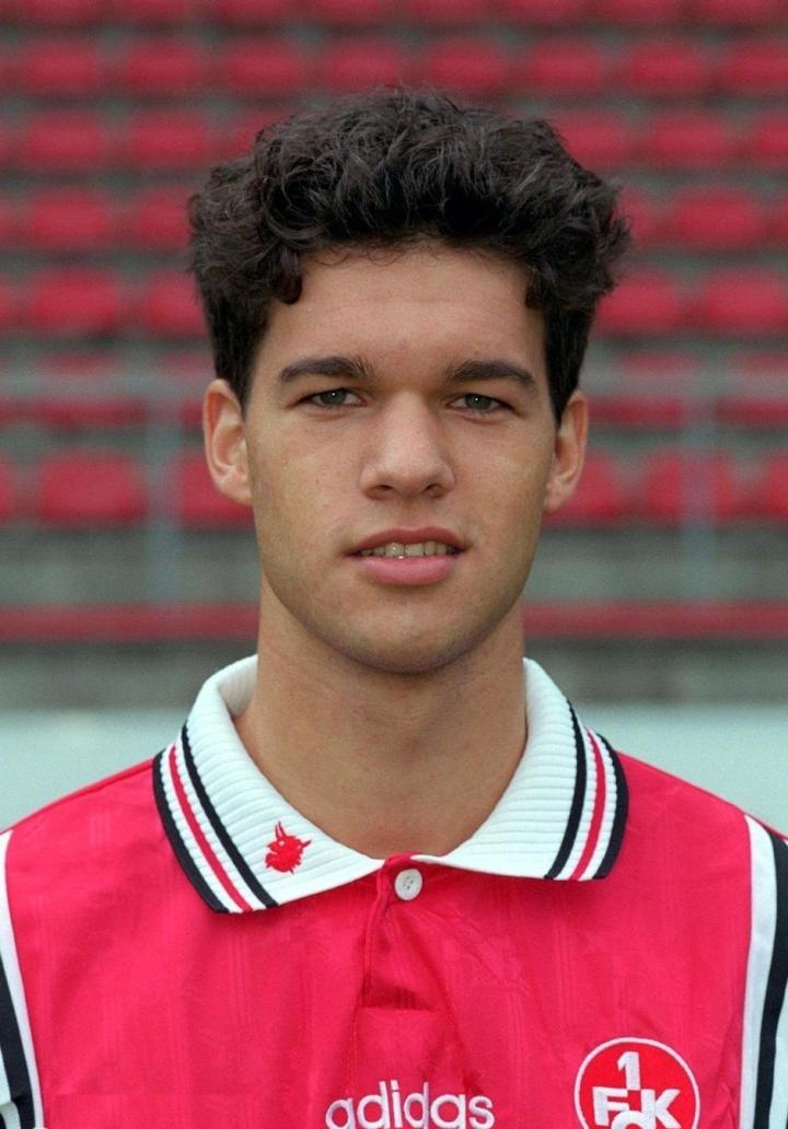 杯决赛一脚定乾坤|萨拉戈萨|德国|国际米兰|凯泽斯劳滕|布雷默|懂球帝