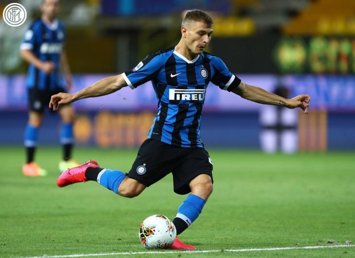 尼科洛-巴雷拉因为肌肉方面的问题未进入本场比赛的.