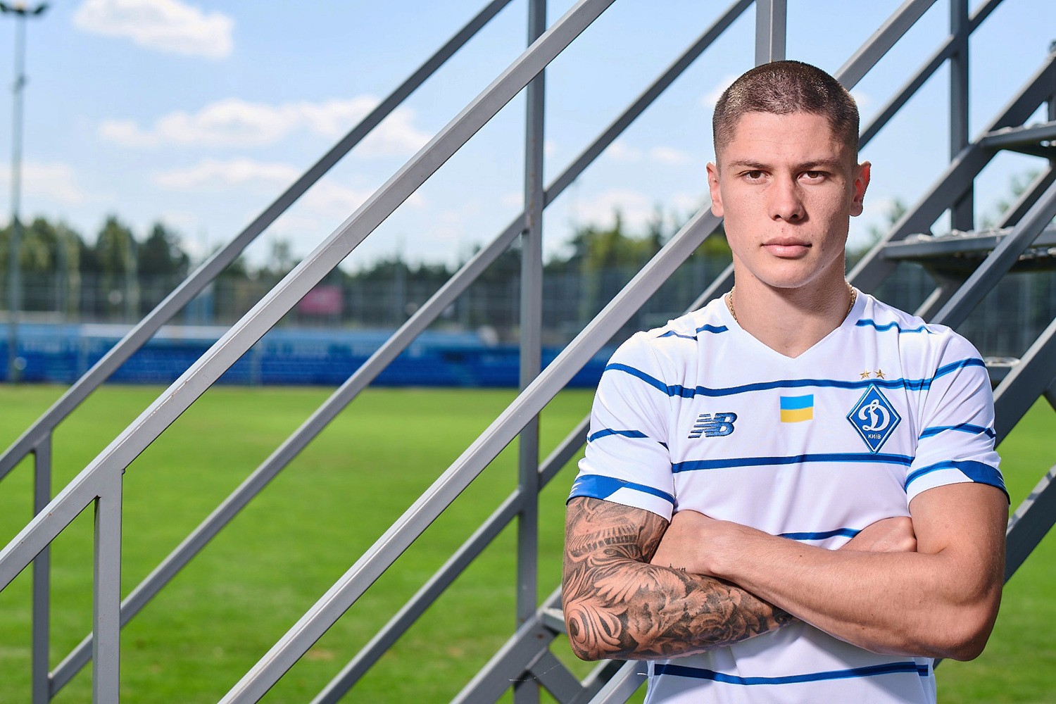 基辅迪纳摩发布202021赛季主场球衣