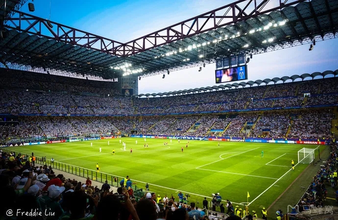 藏在球衫里的秘密5丨同城死敌,却在球衣上使用了相同设计|ac米兰|国际