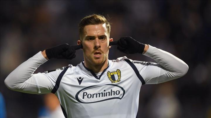 葡媒:波尔图已经签下法马利康前锋马丁内斯