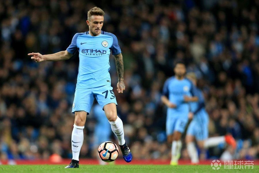 官方布加勒斯特迪纳摩签下曼城中场亚历克斯加西亚