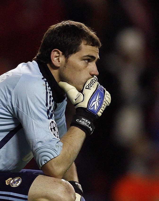 卡西09年欧冠04输利物浦令我感到无助而不是愤怒