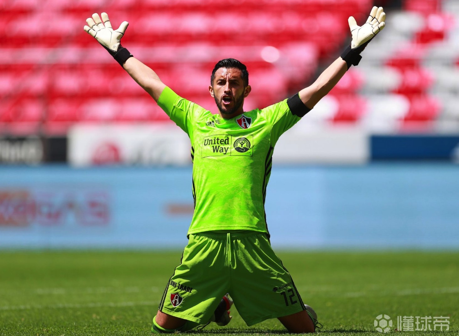 外媒国米看上哥伦比亚国门卡米洛巴尔加斯