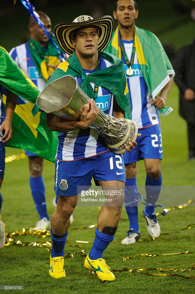 现实中大空翼去巴西踢球没成功却将美津浓足球鞋推向全世界