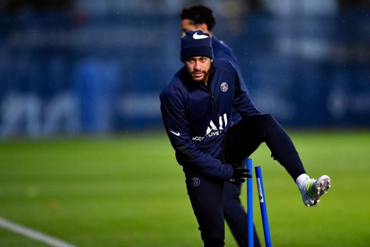 巴黎球员内马尔最新训练补图,这是要爆发吗?