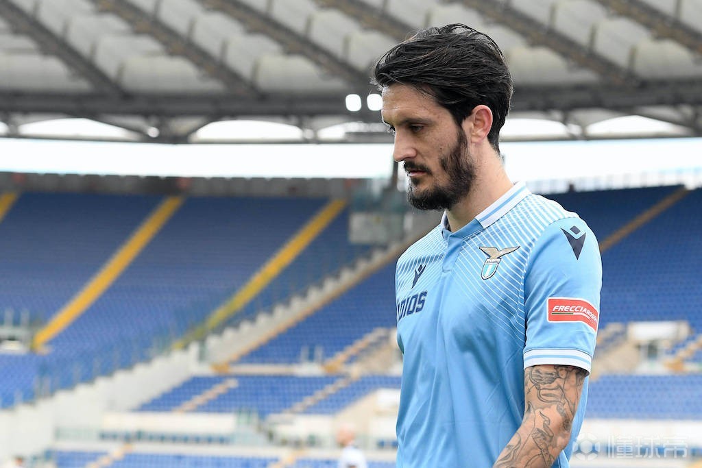 据《共和报》的消息,ac米兰在认真求购拉齐奥中场阿尔贝托.