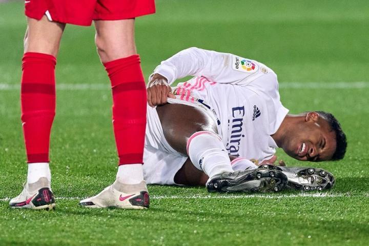 塞尔电台:罗德里戈右大腿后侧肌肉严重撕裂,预计伤缺一个月