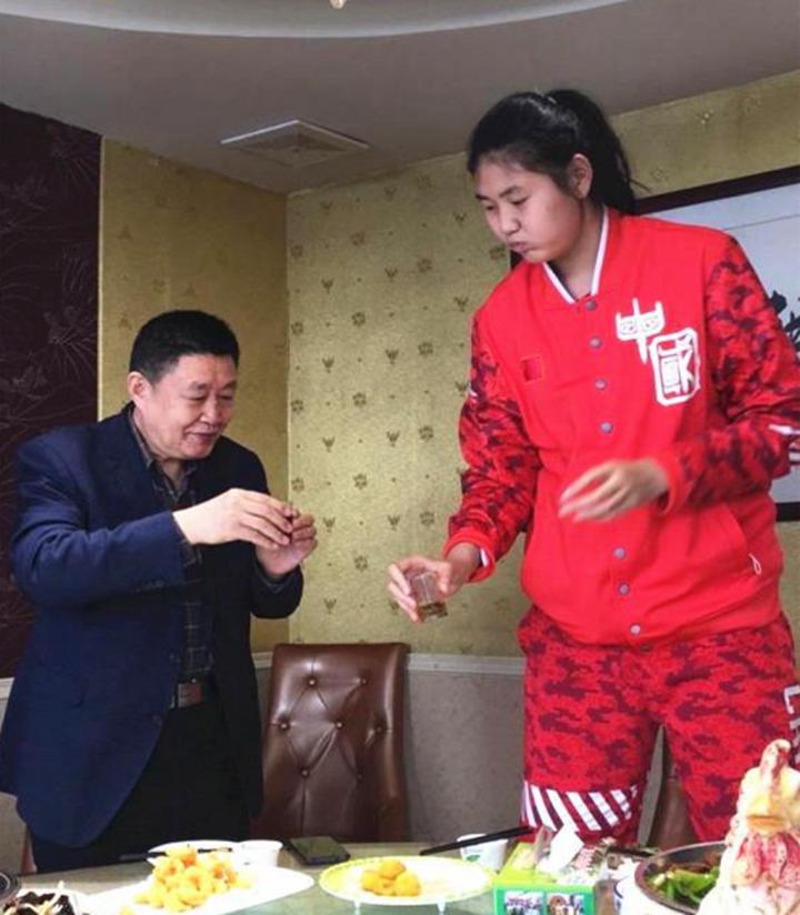 不过现实并非如此,张子宇的父母曾经多次带张子宇前往医院检查身体