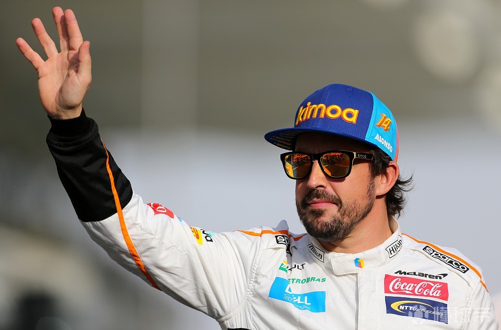 著名f1赛车手阿隆索骑行时遭遇车祸或有多处骨折